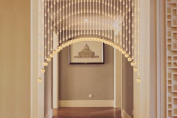 风水挡煞气：水晶这样摆聚福气