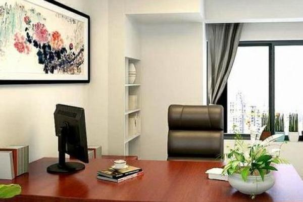 办公室座位风水布局_机关办公室办公桌摆放