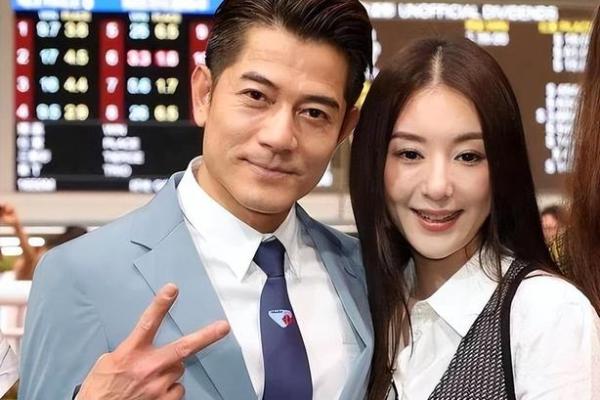 八字命理揭秘：16任绯闻女友最终郭天王娶的是网红方媛