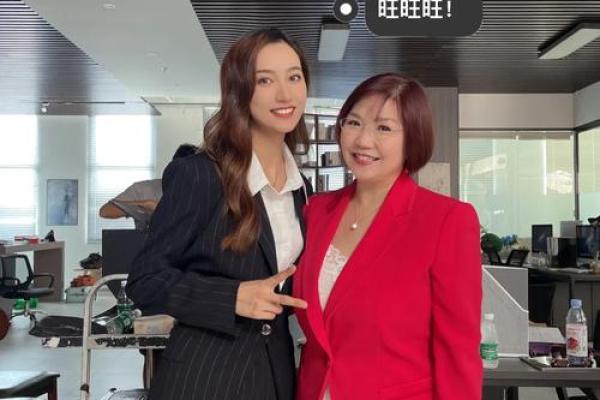 香港知名堪舆大师称TVB情侣互旺、八字合，但要结婚仍有波折