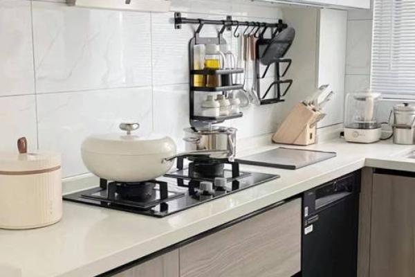 厨房橱柜颜色风水原则