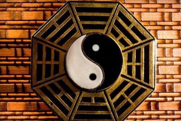 揪着别人的心算命