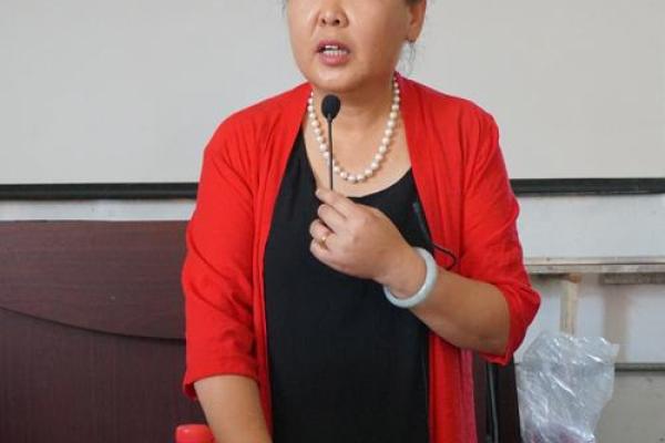 2019年3月24号午时出生的男孩要怎么起姓名