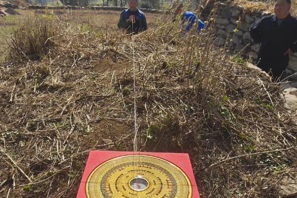 八大好的墓地风水格局是怎样的