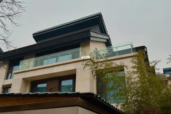 三面靠山的房子风水好不好