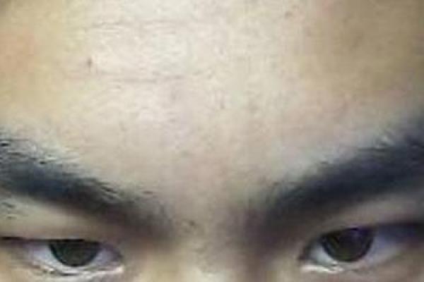 八字眉毛男人面相分析 男生八字眉一夫多妻