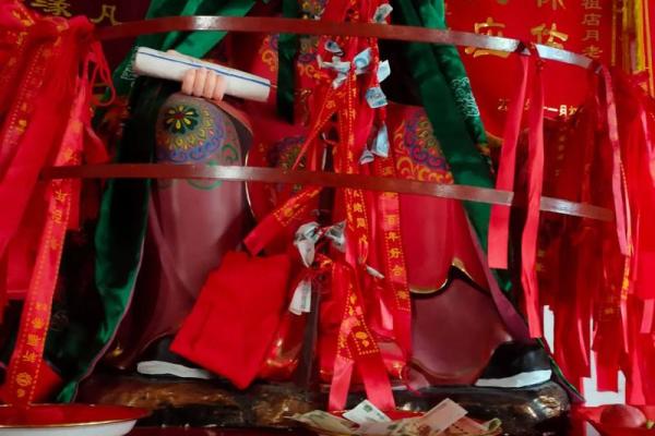 月老姻缘灵签42签 月老灵签第42签 中? 月老姻缘灵签42签 月老灵签第42签 中?