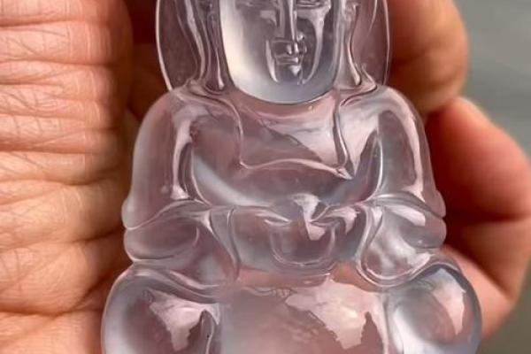 佩戴观音吊坠的讲究