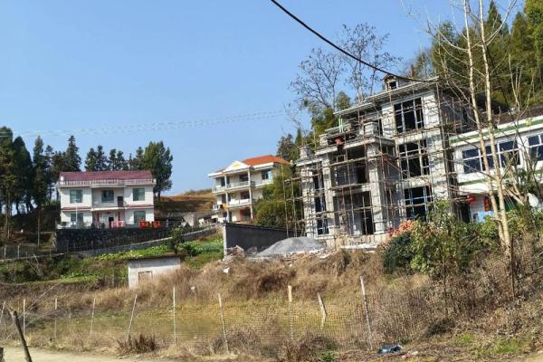 房子南侧有高山风水好吗 房子南侧有高山风水好吗