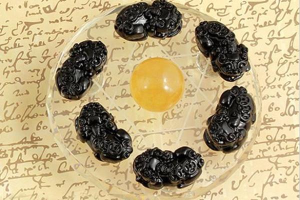 风水角度女人身体弱带什么辟邪物品