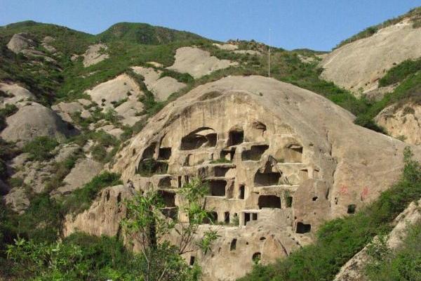 崖边房子风水好不好呢