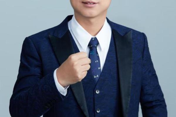 姓瞿的名人-姓名学-华易算命网姓名