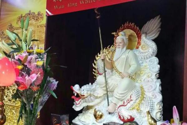 泰国白龙王算命要钱吗 泰国白龙王算命要钱吗