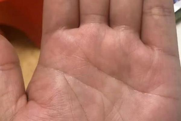 男人看手相算命财运怎么看 男人手中钱财纹多最有钱