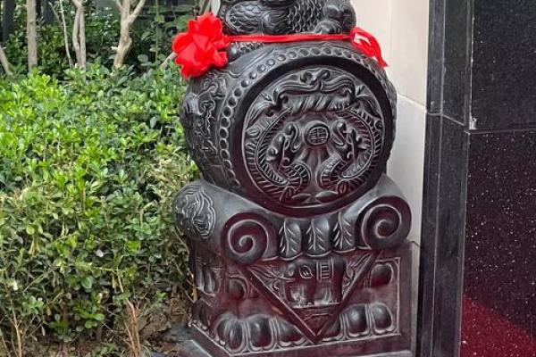 摆放狮子在大门风水起到招财作用 摆放狮子在大门风水起到招财作用