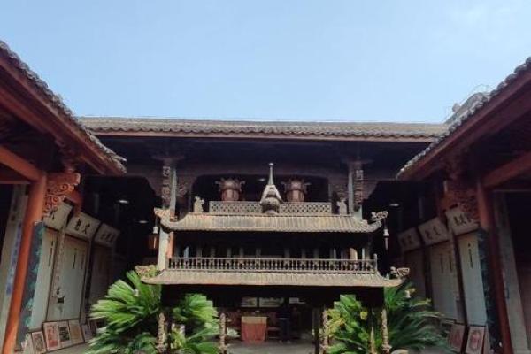 申屠氏宗祠对联和家谱记载-姓名学-华易算命网姓名