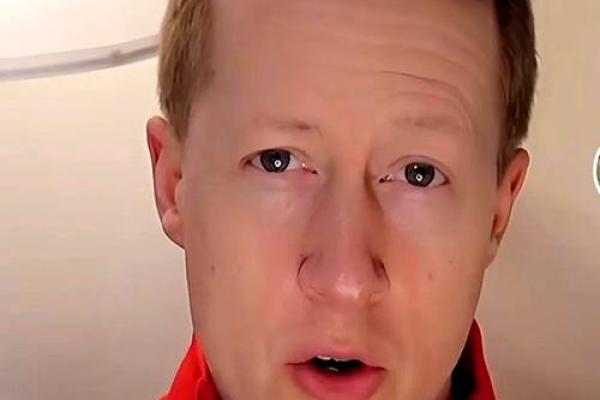 八字外国人 八字外国人