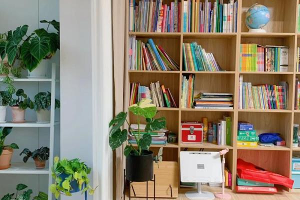 客厅风水布局_儿童书桌客厅摆放更佳位置 客厅风水布局_儿童书桌客厅摆放更佳位置