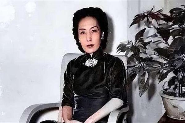 杜月笙八字,杜月笙八字弱不受生吗