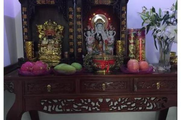 观音和财神哪个坐向