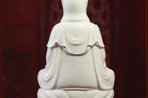 观音菩萨坐什么花