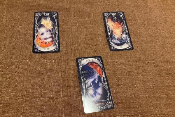 塔罗测试他会背叛你吗