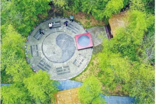 杨筠松谈如何正确选择墓地风水 杨筠松谈如何正确选择墓地风水