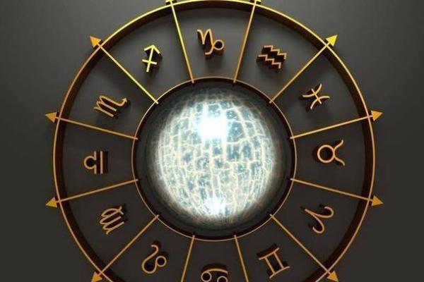 塔罗牌测试你今年的桃花期在几月？