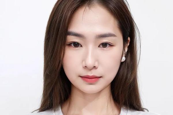 人脸拍照算命女 人脸拍照算命女