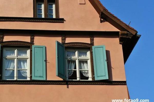 风水做梦梦见挂窗帘好不好解梦